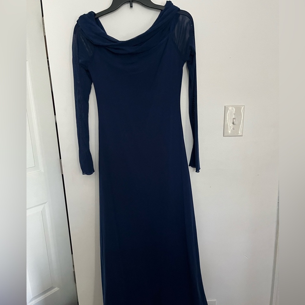 Elegant Navy Blue Long Sleeve Maxi Dress